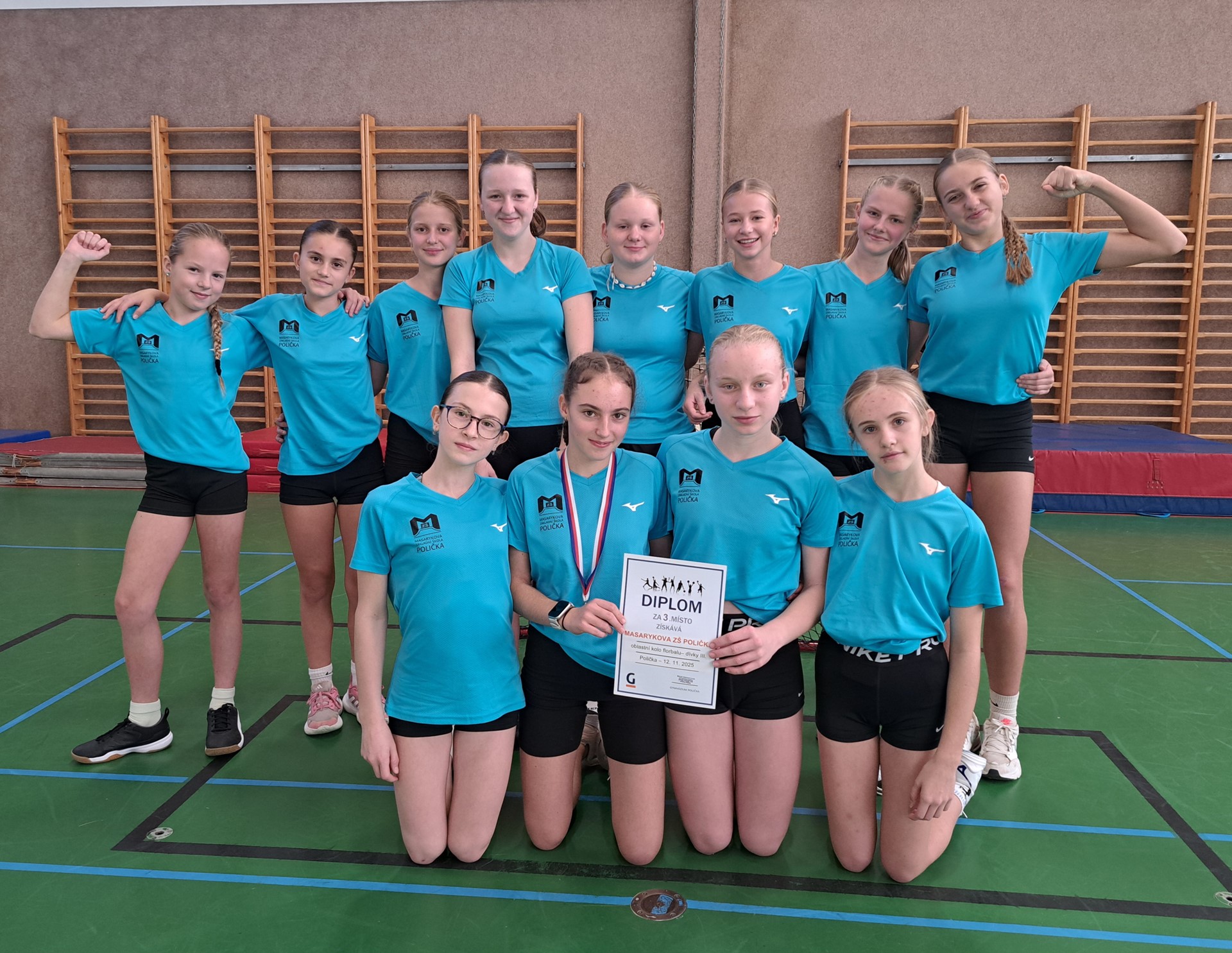 Florbal žáků z druhého stupně