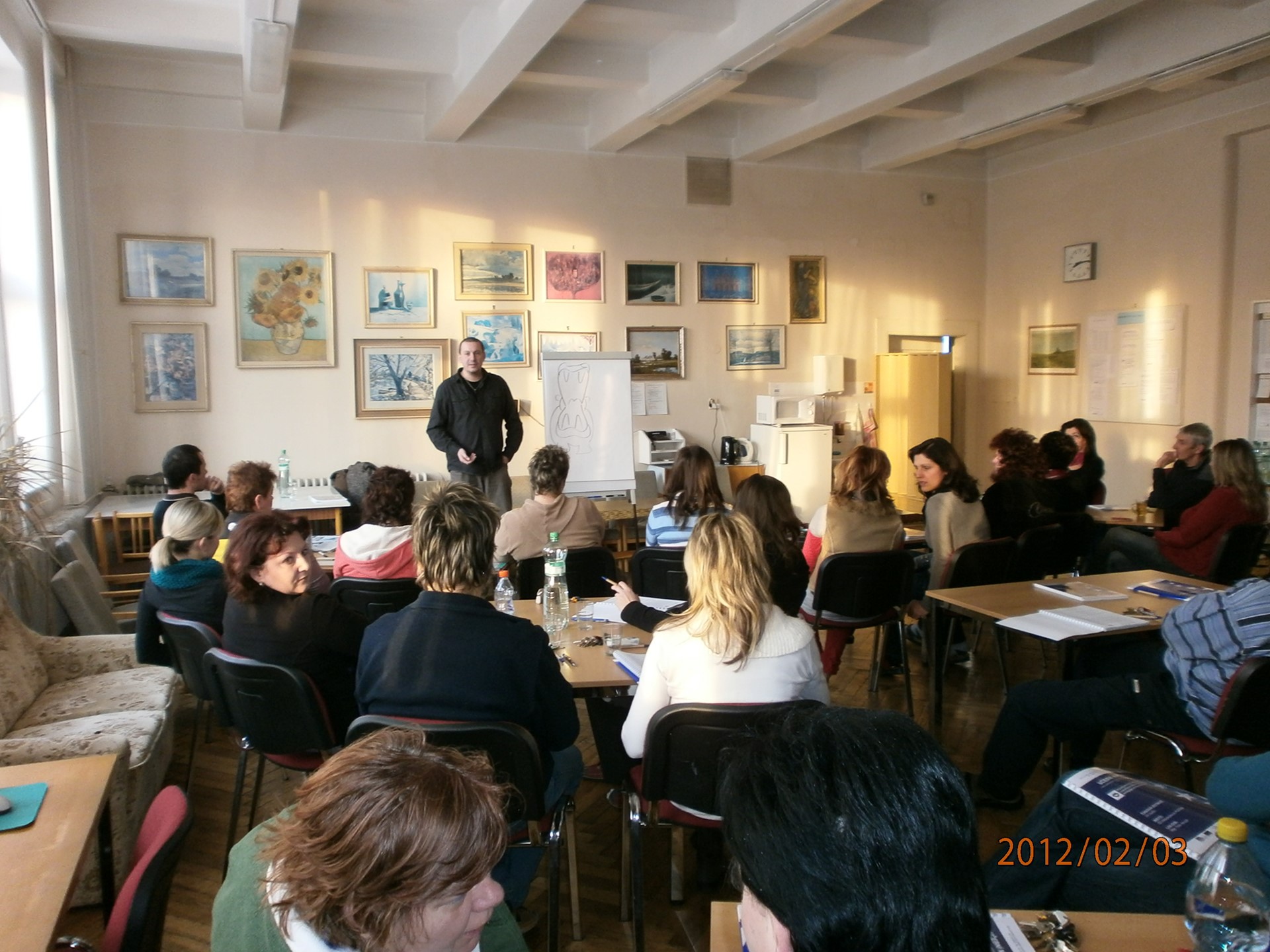 Dalším vzděláváním pedagogů k rozvoji kompetencí