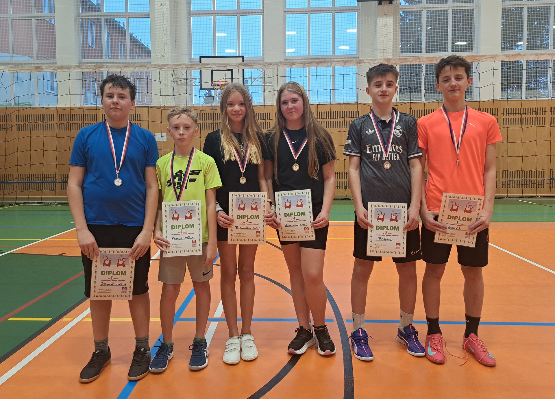 Turnaje v badmintonu