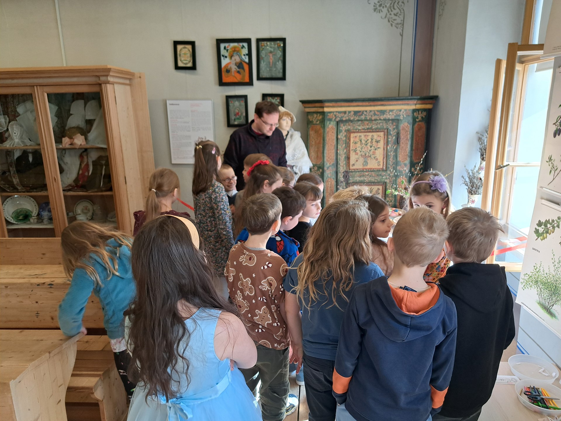 Kytice jarních zvyků