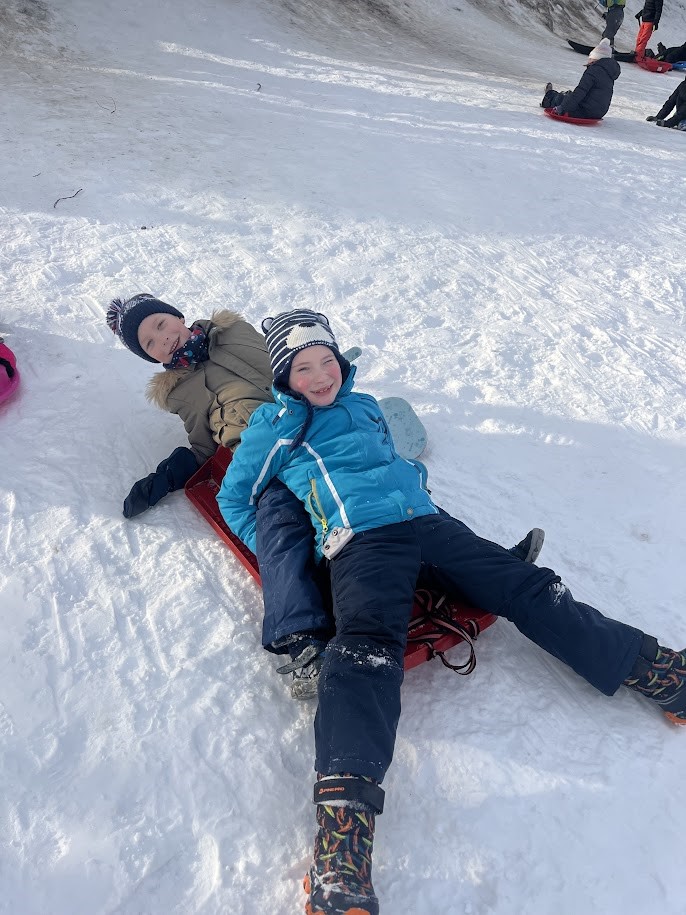 Tělesná výchova na sněhu