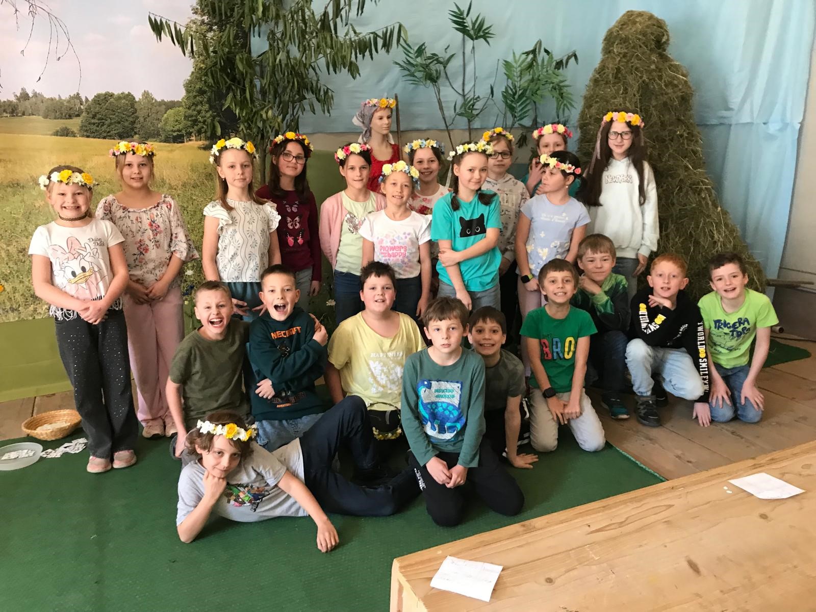 Kytice jarních zvyků 